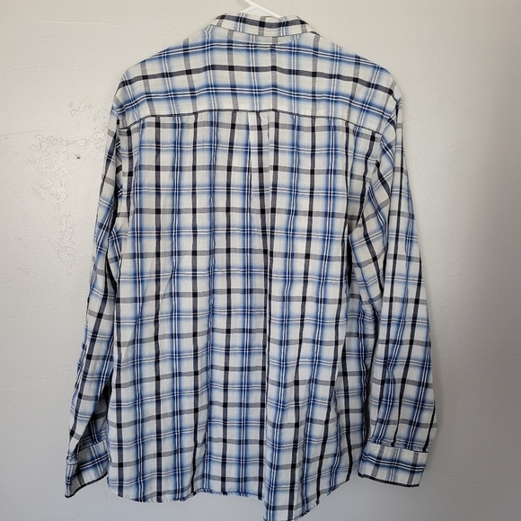 Basic Editions Men's Large Long Sleeve Plaid Button Up Shirt Blue Ivory Dress - Picture 5 of 5